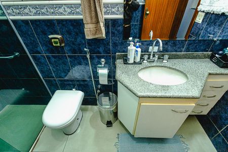 Casa para alugar com 315m², 4 quartos e 6 vagas Casa para alugar com 315m², 4 quartos e 6 vagasBanheiro