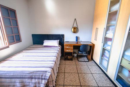 Casa para alugar com 315m², 4 quartos e 6 vagas Casa para alugar com 315m², 4 quartos e 6 vagasQuarto 3