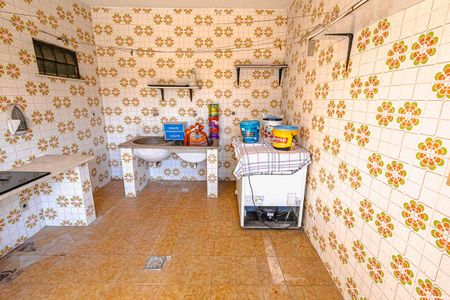 Casa para alugar com 315m², 4 quartos e 6 vagas Casa para alugar com 315m², 4 quartos e 6 vagasLavanderia