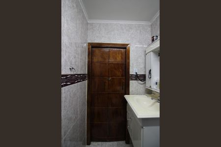 Casa à venda com 94m², 2 quartos e 1 vagaBanheiro Social