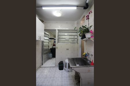 Casa à venda com 94m², 2 quartos e 1 vagaÁrea de Serviço e Churrasqueira