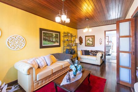 Casa à venda com 180m², 3 quartos e 3 vagasSala