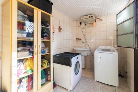 Casa à venda com 180m², 3 quartos e 3 vagasÁrea de Serviço