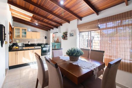 Casa à venda com 180m², 3 quartos e 3 vagasCozinha