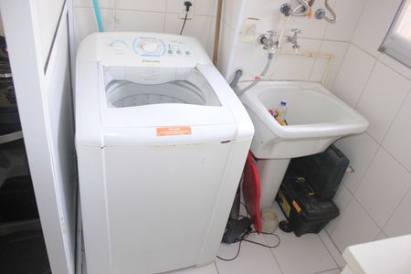 Apartamento à venda com 61m², 2 quartos e 1 vagaÁrea de Serviço