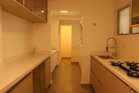 Apartamento à venda com 85m², 1 quarto e 1 vagaCozinha