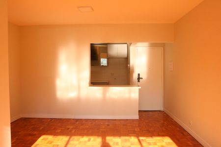 Apartamento à venda com 85m², 1 quarto e 1 vagaSala