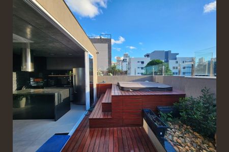 Apartamento à venda com 200m², 4 quartos e 4 vagasSPA