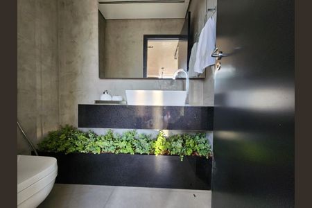 Apartamento à venda com 200m², 4 quartos e 4 vagasLavabo