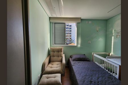 Apartamento à venda com 200m², 4 quartos e 4 vagasQuarto semi Suíte 3