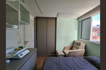 Apartamento à venda com 200m², 4 quartos e 4 vagasQuarto semi Suíte 3