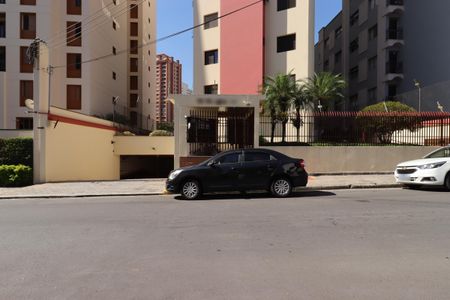Apartamento à venda com 136m², 2 quartos e 3 vagasFachada