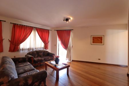 Apartamento à venda com 136m², 2 quartos e 3 vagasSala