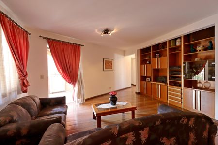 Apartamento à venda com 136m², 2 quartos e 3 vagasSala