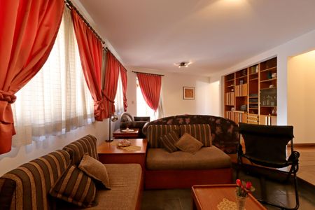 Apartamento à venda com 136m², 2 quartos e 3 vagasSala