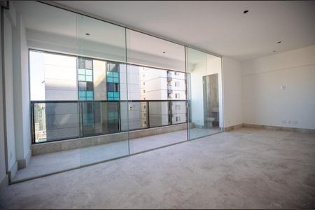 Apartamento à venda com 131m², 4 quartos e 4 vagasSala 