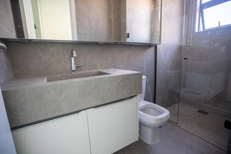 Apartamento à venda com 131m², 4 quartos e 3 vagasBanheiro/ Suíte 1