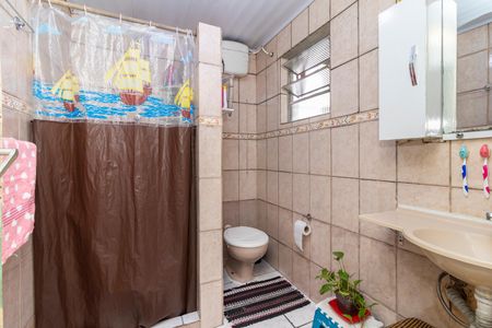 Casa à venda com 200m², 7 quartos e 2 vagas Casa à venda com 200m², 7 quartos e 2 vagasCasa 01 - Banheiro