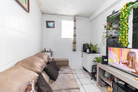 Casa à venda com 200m², 7 quartos e 2 vagas Casa à venda com 200m², 7 quartos e 2 vagasCasa 01 - Sala