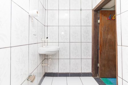 Casa à venda com 200m², 7 quartos e 2 vagas Casa à venda com 200m², 7 quartos e 2 vagasCasa 02 - Banheiro