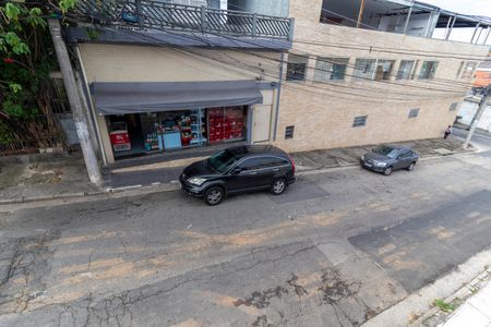 Casa à venda com 200m², 7 quartos e 2 vagas Casa à venda com 200m², 7 quartos e 2 vagasSacada