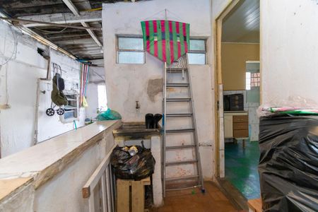 Casa à venda com 200m², 7 quartos e 2 vagas Casa à venda com 200m², 7 quartos e 2 vagasCasa 02 - Área de Serviço