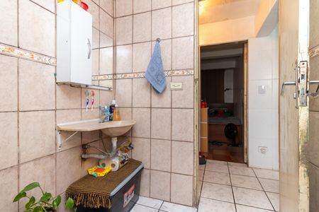 Casa à venda com 200m², 7 quartos e 2 vagas Casa à venda com 200m², 7 quartos e 2 vagasCasa 01 - Banheiro