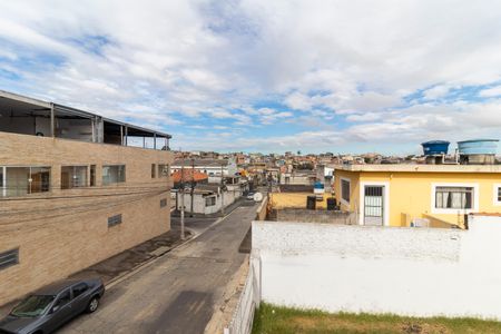 Casa à venda com 200m², 7 quartos e 2 vagas Casa à venda com 200m², 7 quartos e 2 vagasSacada