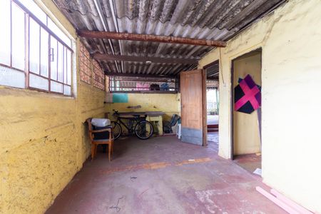 Casa à venda com 200m², 7 quartos e 2 vagas Casa à venda com 200m², 7 quartos e 2 vagasÁrea de Serviço Compartilhada