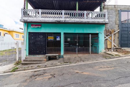 Casa à venda com 200m², 7 quartos e 2 vagas Casa à venda com 200m², 7 quartos e 2 vagasFachada