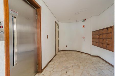 Apartamento à venda com 67m², 2 quartos e sem vagaHall de entrada
