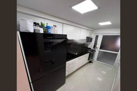 Apartamento à venda com 68m², 2 quartos e 1 vaga