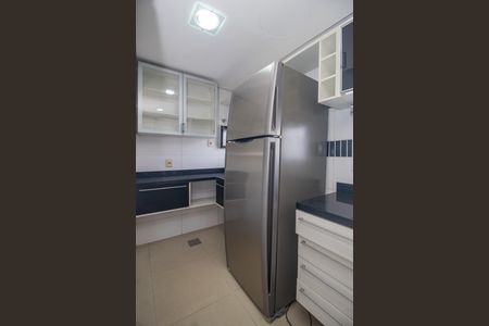 Apartamento à venda com 150m², 3 quartos e 2 vagasCozinha