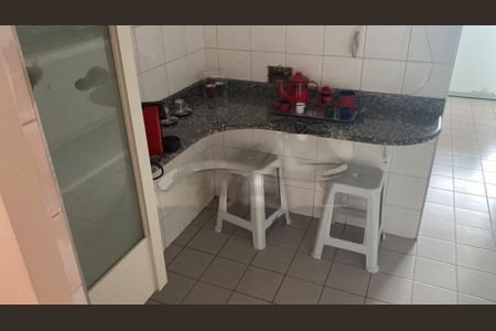 Apartamento à venda com 75m², 2 quartos e 2 vagas