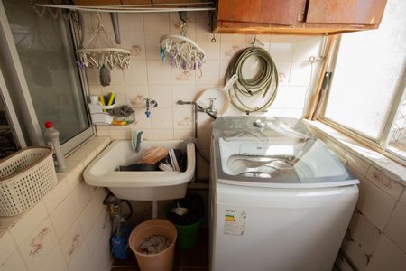 Apartamento à venda com 71m², 2 quartos e 1 vagaÁrea de Serviço