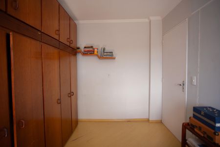 Apartamento à venda com 71m², 2 quartos e 1 vagaQuarto 2
