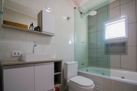 Casa para alugar com 140m², 3 quartos e 4 vagasBanheiro Suíte