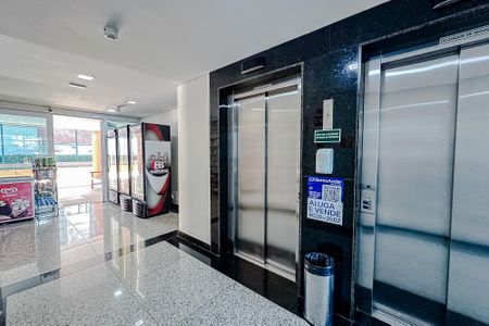 Apartamento à venda com 92m², 2 quartos e 2 vagasPlaquinha