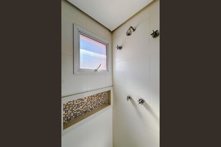 Apartamento à venda com 92m², 2 quartos e 2 vagasBanheiro do Quarto 1 