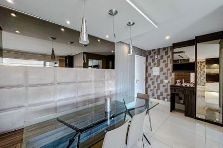 Apartamento à venda com 92m², 2 quartos e 2 vagasSala