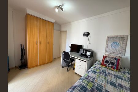 Apartamento à venda com 100m², 2 quartos e 1 vagaFoto 01