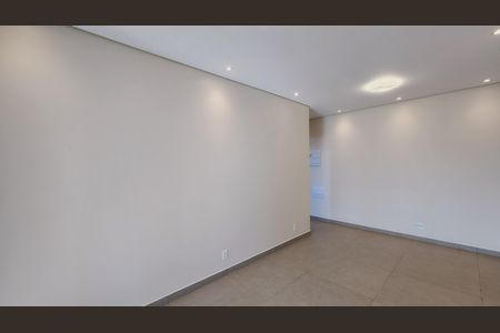 Apartamento para alugar com 67m², 2 quartos e 2 vagasSala