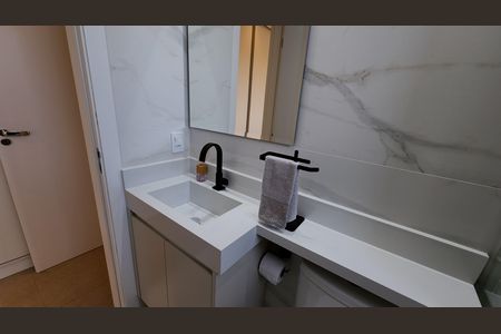 Apartamento para alugar com 67m², 2 quartos e 2 vagasBanheiro da Suíte