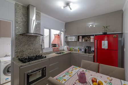 Casa de condomínio à venda com 68m², 2 quartos e 1 vaga Casa de condomínio à venda com 68m², 2 quartos e 1 vagaCozinha