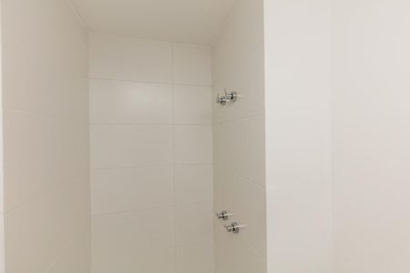 Studio à venda com 28m², 1 quarto e sem vaga Studio à venda com 28m², 1 quarto e sem vagaBanheiro