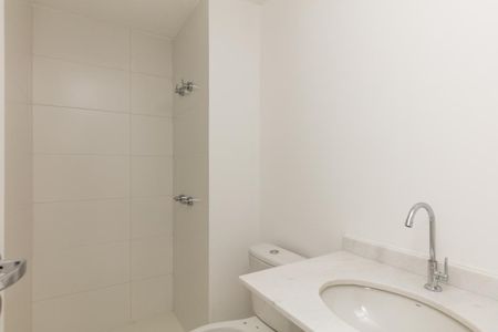 Studio à venda com 28m², 1 quarto e sem vaga Studio à venda com 28m², 1 quarto e sem vagaBanheiro