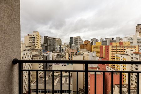 Studio à venda com 28m², 1 quarto e sem vaga Studio à venda com 28m², 1 quarto e sem vagaVaranda Studio