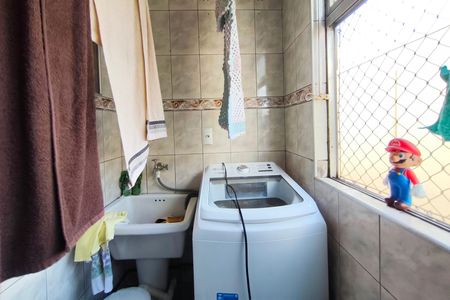 Apartamento à venda com 68m², 2 quartos e 1 vagaÁrea de Serviço