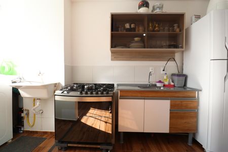 Apartamento para alugar com 40m², 2 quartos e sem vagaCozinha e Área de Serviço