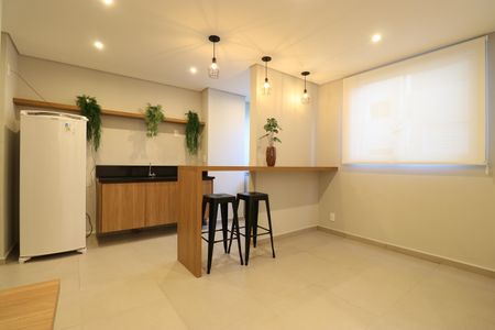 Apartamento para alugar com 40m², 2 quartos e sem vagaÁrea comum - Salão de festas